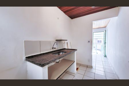 Casa à venda com 135m², 2 quartos e 2 vagasCozinha