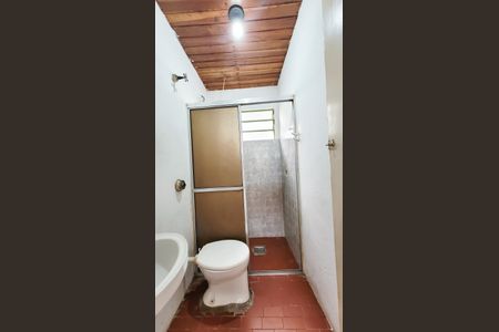 Casa à venda com 135m², 2 quartos e 2 vagasBanheiro Social