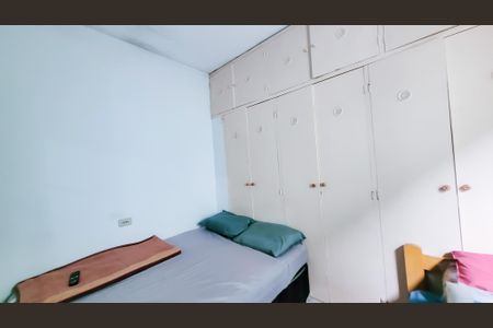 Casa à venda com 135m², 2 quartos e 2 vagasQuarto da Edícula