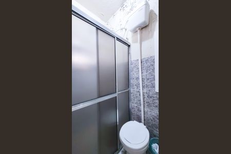 Casa à venda com 135m², 2 quartos e 2 vagasBanheiro da Edícula