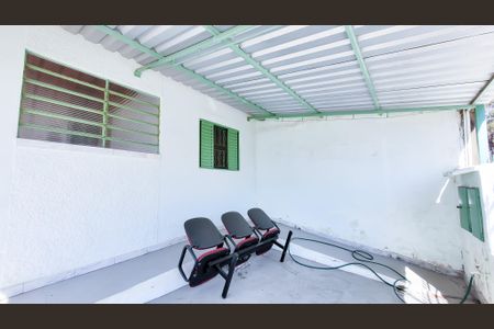 Casa à venda com 135m², 2 quartos e 2 vagasÁrea Externa