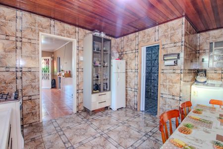 Casa à venda com 63m², 2 quartos e 1 vaga Casa à venda com 63m², 2 quartos e 1 vagaCozinha e Área de Serviço