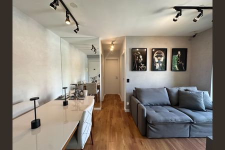 Sala de apartamento para alugar com 2 quartos, 55m² em Lapa, São Paulo
