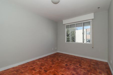 Sala de apartamento à venda com 2 quartos, 70m² em Passo D’areia, Porto Alegre