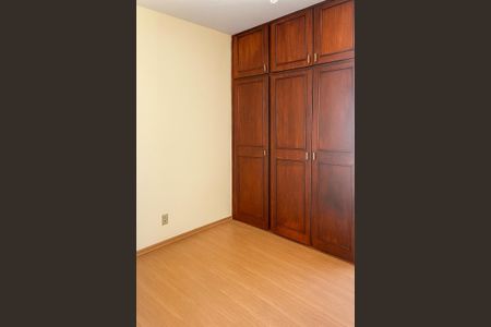 Apartamento à venda com 65m², 2 quartos e 1 vaga Apartamento à venda com 65m², 2 quartos e 1 vagaQuarto 1