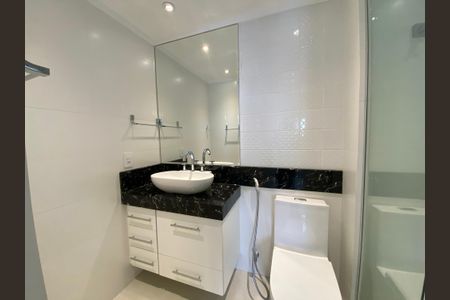 Apartamento à venda com 200m², 3 quartos e 4 vagasBanheiro da Suíte 3