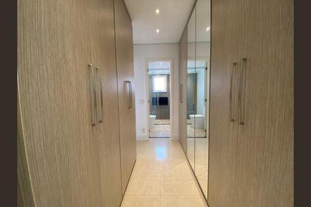 Apartamento à venda com 200m², 3 quartos e 4 vagasSuite 1