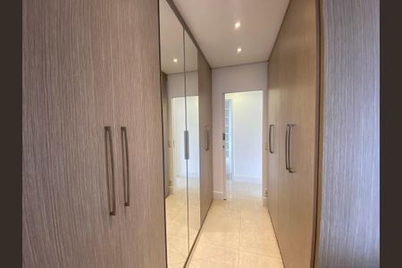 Apartamento à venda com 200m², 3 quartos e 4 vagasSuite 1