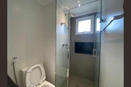 Apartamento à venda com 200m², 3 quartos e 4 vagasBanheiro da Suíte 2