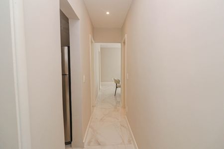Apartamento à venda com 98m², 3 quartos e sem vagaCorredor
