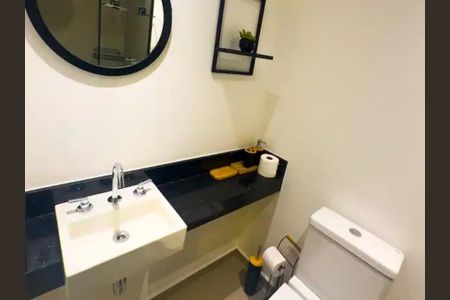 Banheiro de kitnet/studio à venda com 1 quarto, 24m² em Perdizes, São Paulo