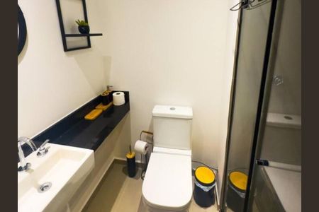 Banheiro de kitnet/studio à venda com 1 quarto, 24m² em Perdizes, São Paulo