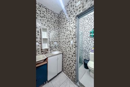 Casa para alugar com 35m², 1 quarto e sem vaga Casa para alugar com 35m², 1 quarto e sem vagaBanheiro