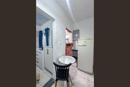 Casa para alugar com 35m², 1 quarto e sem vaga Casa para alugar com 35m², 1 quarto e sem vagaCozinha