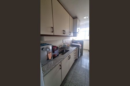 Apartamento à venda com 110m², 3 quartos e 2 vagasCozinha e Área de Serviço