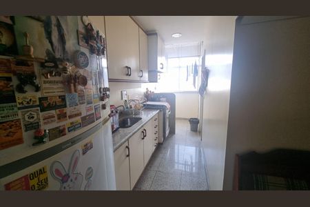 Apartamento à venda com 110m², 3 quartos e 2 vagasCozinha e Área de Serviço