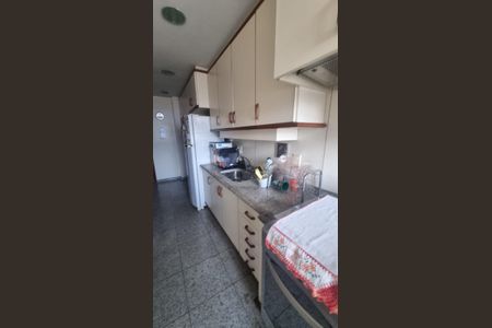 Apartamento à venda com 110m², 3 quartos e 2 vagasCozinha e Área de Serviço