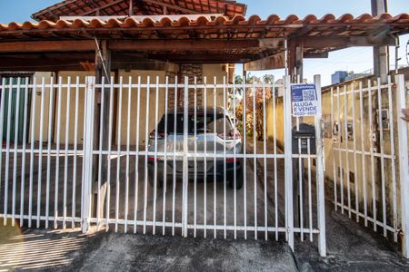 Casa à venda com 90m², 2 quartos e 1 vagaFachada