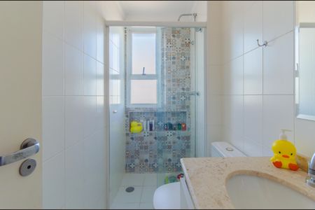 Apartamento à venda com 82m², 3 quartos e 2 vagas Apartamento à venda com 82m², 3 quartos e 2 vagasBanheiro Social