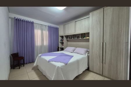 Casa à venda com 198m², 3 quartos e 3 vagasQuarto