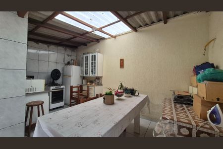 Casa à venda com 198m², 3 quartos e 3 vagasArea de serviço