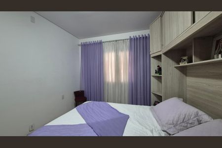 Casa à venda com 198m², 3 quartos e 3 vagasQuarto