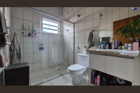 Casa à venda com 198m², 3 quartos e 3 vagasBanheiro