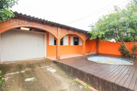 Casa à venda com 120m², 4 quartos e 2 vagas Casa à venda com 120m², 4 quartos e 2 vagasÁrea externa