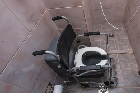 Apartamento à venda com 78m², 2 quartos e sem vagaBanheiro da Suíte