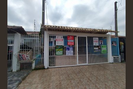 Casa à venda com 100m², 3 quartos e 2 vagasFachada