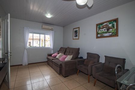 Sala de casa à venda com 3 quartos, 100m² em Hípica, Porto Alegre
