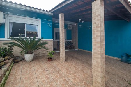 Casa à venda com 100m², 3 quartos e 2 vagasFachada