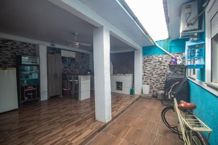 Casa à venda com 100m², 3 quartos e 2 vagasÁrea comum - Churrasqueira