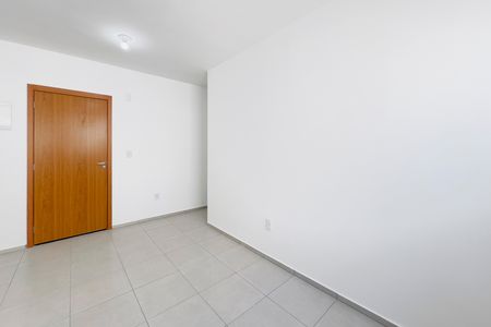 Apartamento para alugar com 42m², 2 quartos e 1 vaga Apartamento para alugar com 42m², 2 quartos e 1 vagaSala