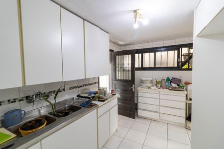 Casa à venda com 310m², 3 quartos e 4 vagas Casa à venda com 310m², 3 quartos e 4 vagasCozinha