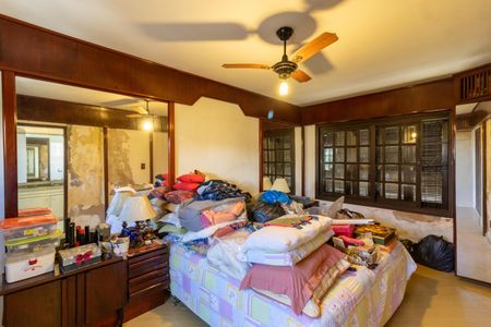 Casa à venda com 310m², 3 quartos e 4 vagas Casa à venda com 310m², 3 quartos e 4 vagasSuíte