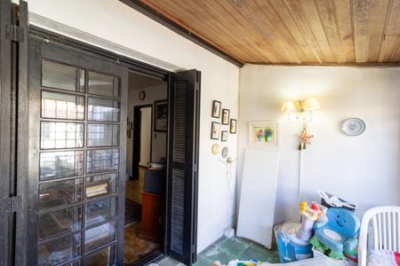 Casa à venda com 310m², 3 quartos e 4 vagas Casa à venda com 310m², 3 quartos e 4 vagasSala 2