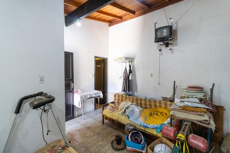 Casa à venda com 310m², 3 quartos e 4 vagas Casa à venda com 310m², 3 quartos e 4 vagasQuarto de Serviço