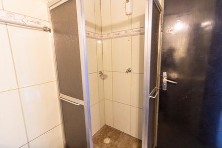 Casa à venda com 310m², 3 quartos e 4 vagas Casa à venda com 310m², 3 quartos e 4 vagasBanheiro de serviço