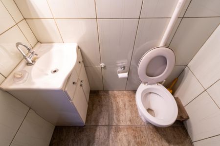 Casa à venda com 310m², 3 quartos e 4 vagas Casa à venda com 310m², 3 quartos e 4 vagasBanheiro de serviço