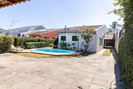 Casa à venda com 310m², 3 quartos e 4 vagas Casa à venda com 310m², 3 quartos e 4 vagasQuintal