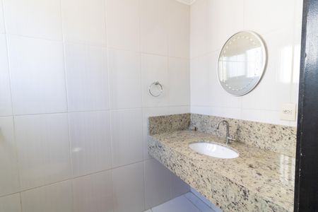 Casa à venda com 310m², 3 quartos e 4 vagas Casa à venda com 310m², 3 quartos e 4 vagasLavabo