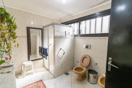 Casa à venda com 310m², 3 quartos e 4 vagas Casa à venda com 310m², 3 quartos e 4 vagasBanheiro