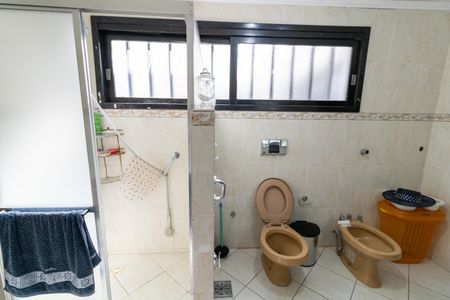 Casa à venda com 310m², 3 quartos e 4 vagas Casa à venda com 310m², 3 quartos e 4 vagasBanheiro