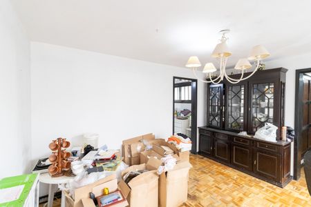 Casa à venda com 310m², 3 quartos e 4 vagas Casa à venda com 310m², 3 quartos e 4 vagasSala de Jantar