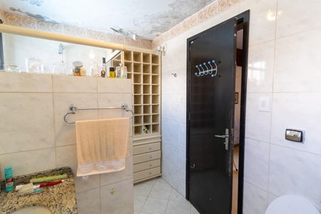Casa à venda com 310m², 3 quartos e 4 vagas Casa à venda com 310m², 3 quartos e 4 vagasBanheiro da Suíte