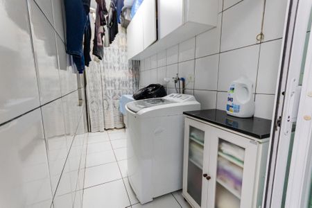 Casa à venda com 128m², 2 quartos e 2 vagasÁrea de Serviço