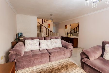 Casa à venda com 128m², 2 quartos e 2 vagasSala