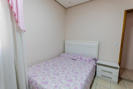 Casa à venda com 128m², 2 quartos e 2 vagasQuarto 2