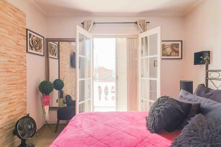 Casa à venda com 140m², 3 quartos e 2 vagas Casa à venda com 140m², 3 quartos e 2 vagasQuarto 3 Suíte